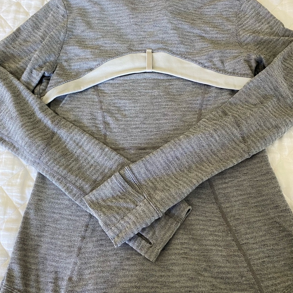 Lululemon jacket - Picture 6 of 7